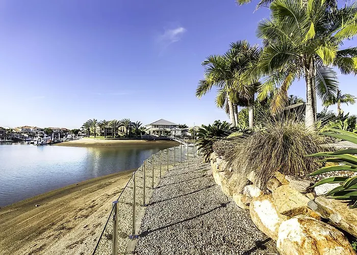 Newport Dream Quiet Island - No Party Maximum 9-10 People
