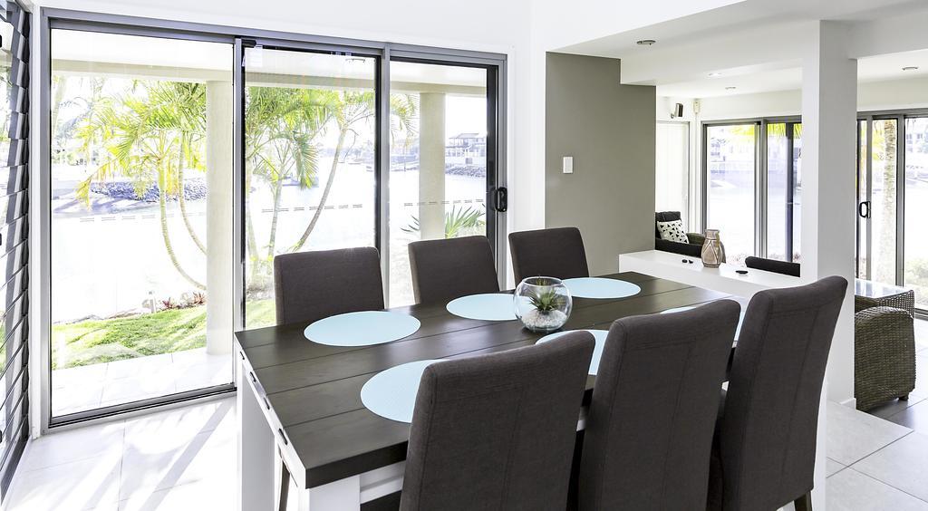 Newport Dream Quiet Island - No Party Maximum 9-10 People Holiday home Redcliffe